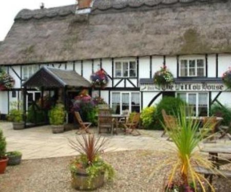 Watton The Willow House מראה חיצוני תמונה