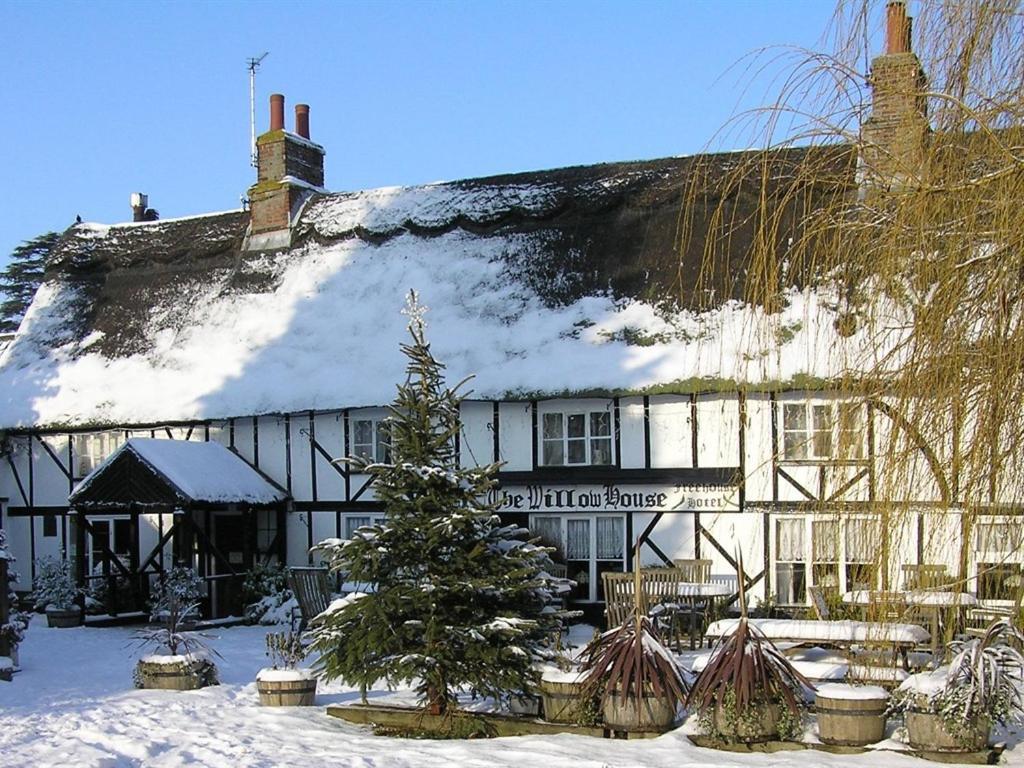 Watton The Willow House מראה חיצוני תמונה
